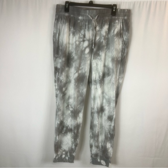Torrid Relaxed Fit Jogger Challis Mid Rise Pant Tie Dye Gray size:1  Gray - Picture 4 of 14